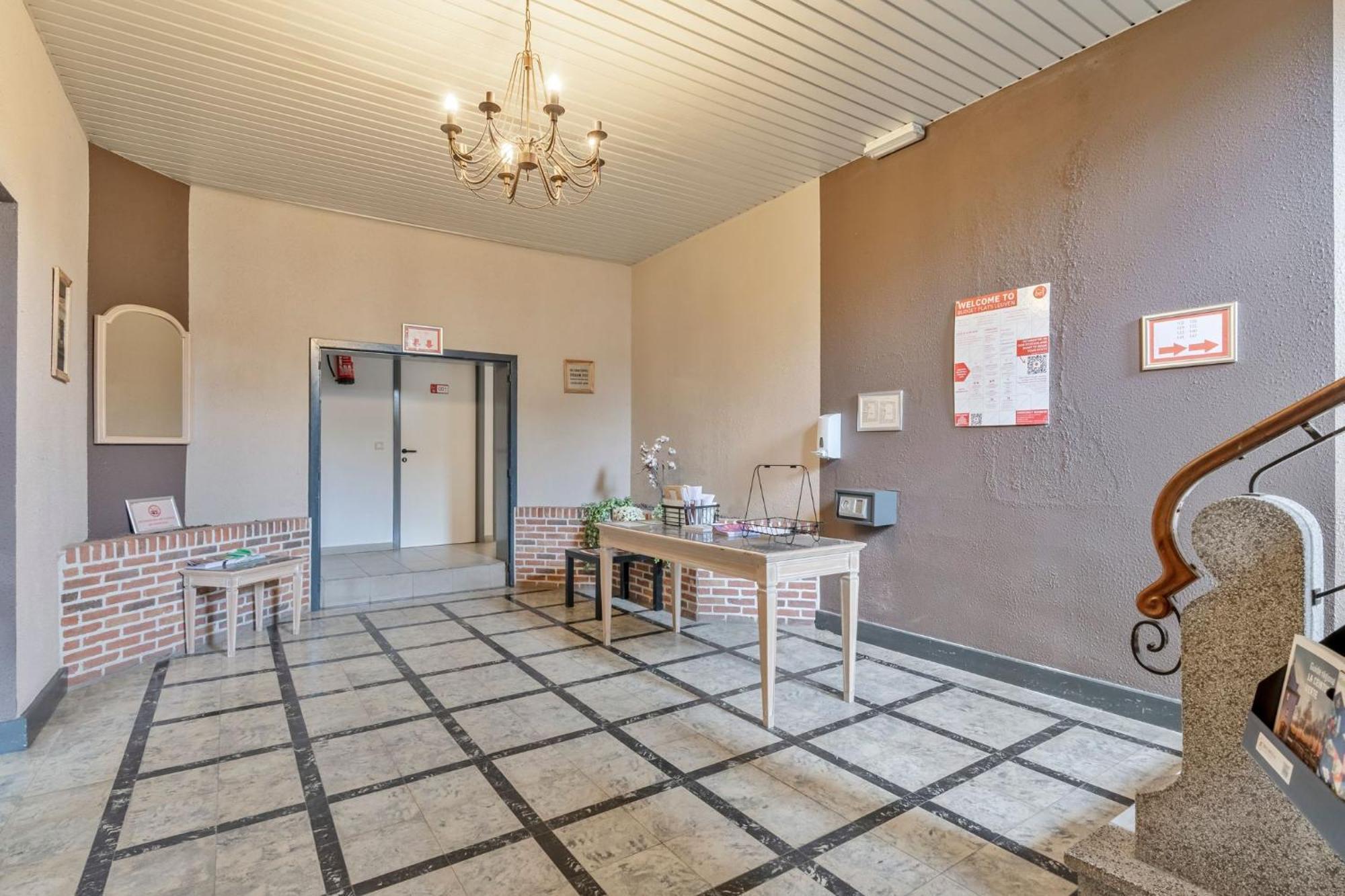 In - Student Semi-duplex With Budget Flats * Leuven