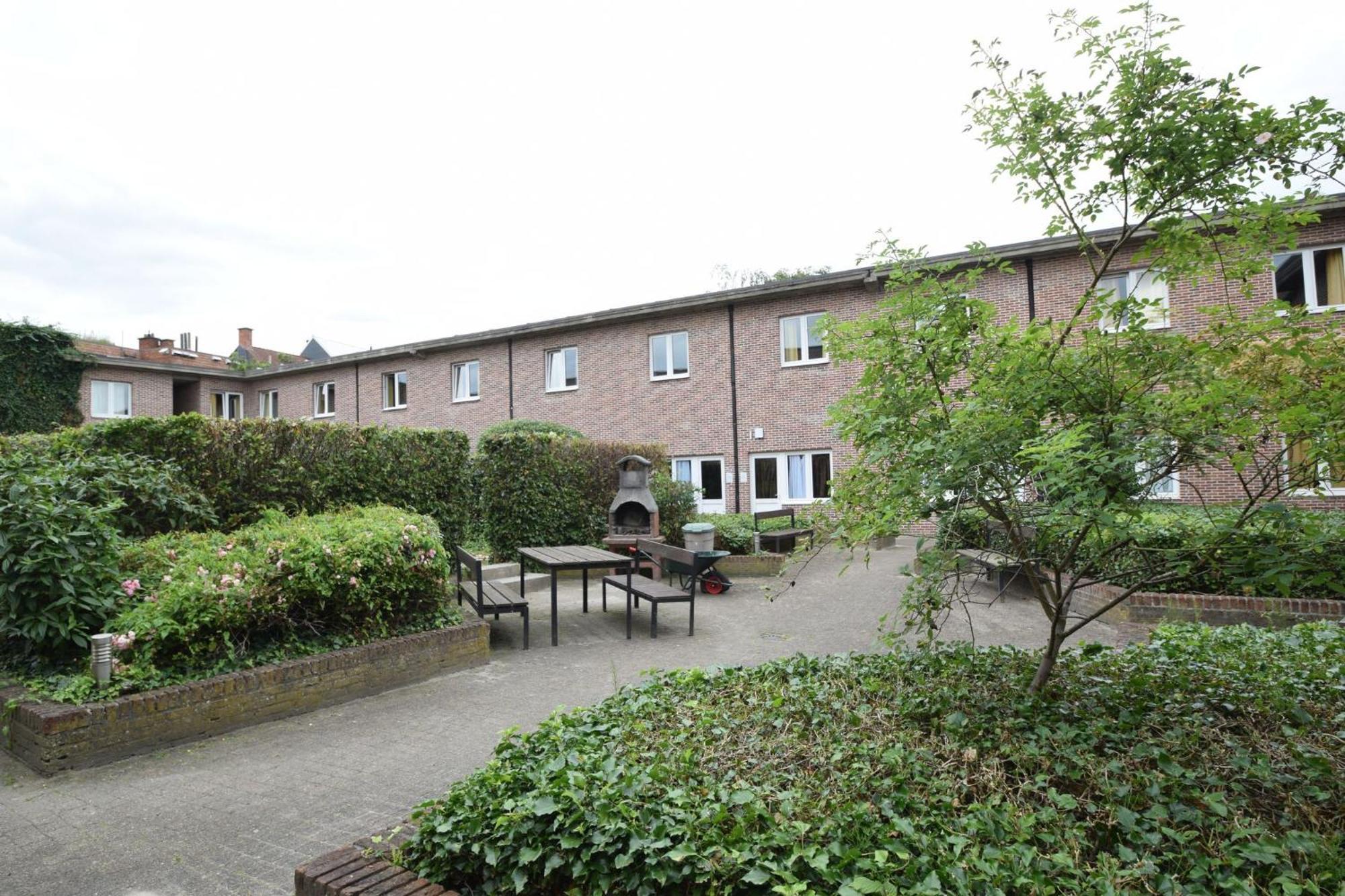 In - Student Semi-duplex With Budget Flats * Leuven