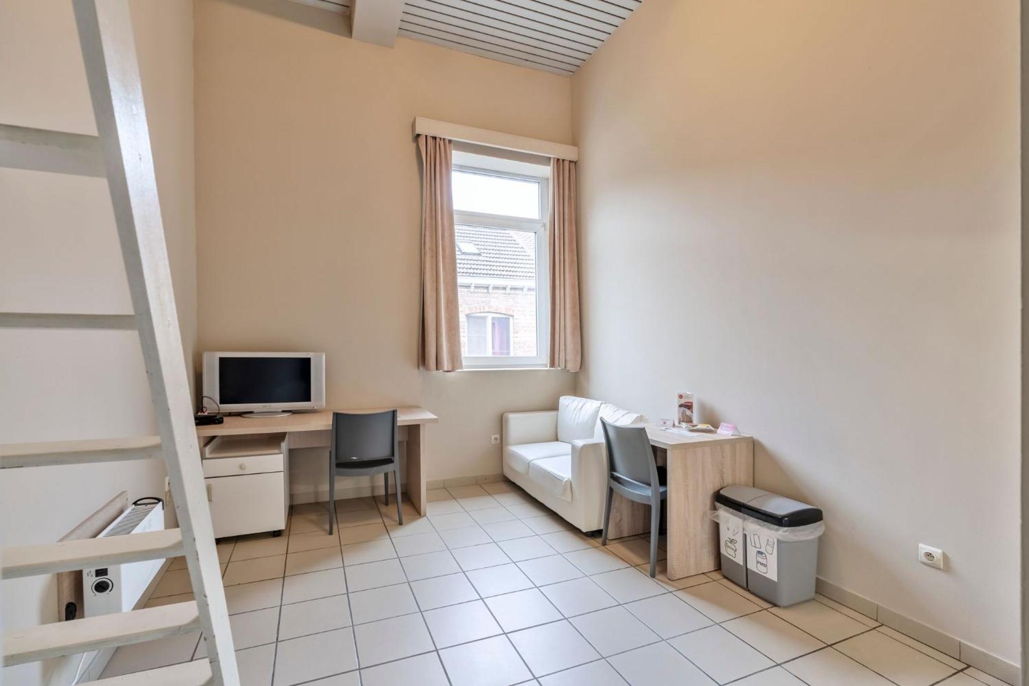 Gasthuis In - Student Semi-duplex With Budget Flats Leuven